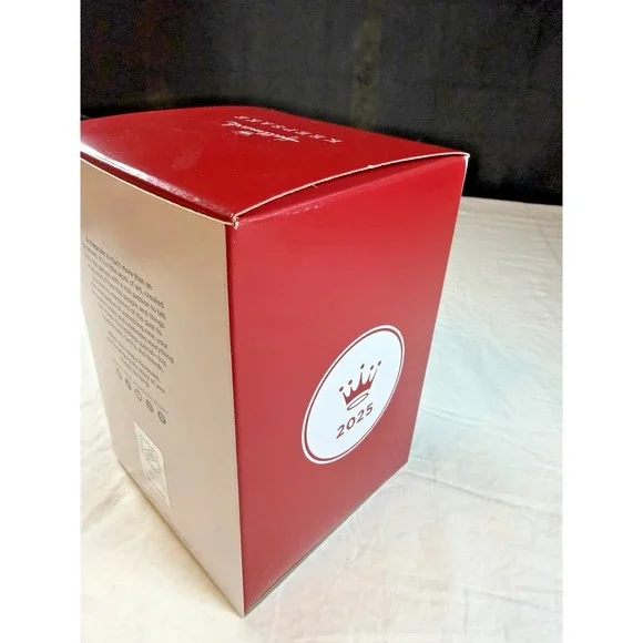 Connor Bedard 2025 Hallmark Keepsake Ornament Chicago Blackhawks New in Box - Picture 3 of 4